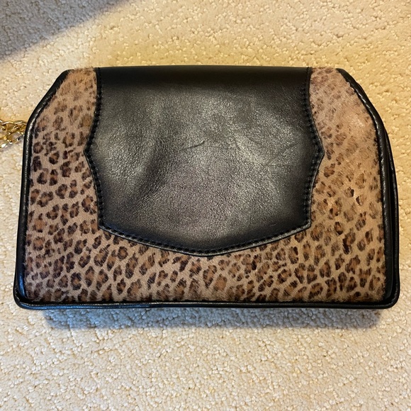 VBH Aurora Shoulder Bag - Picture 6 of 9